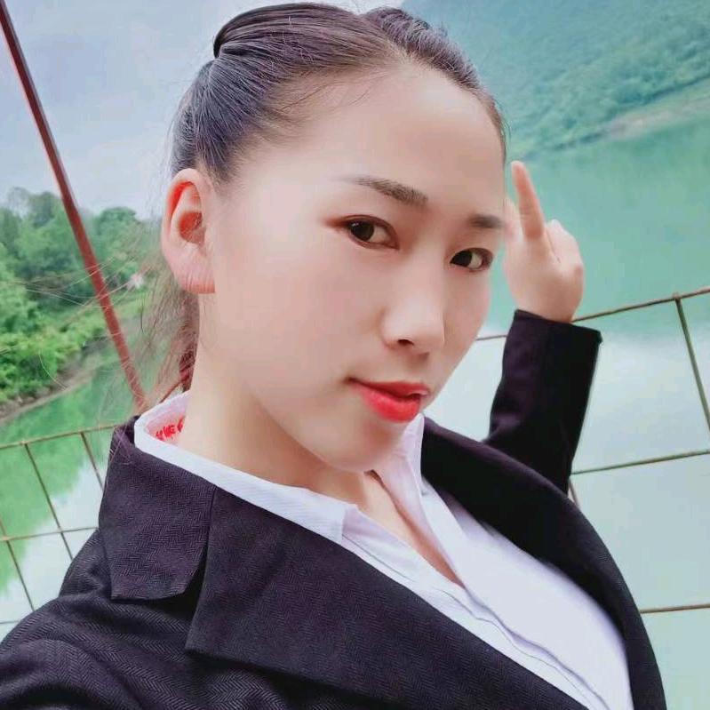 李安芹，人寿保险