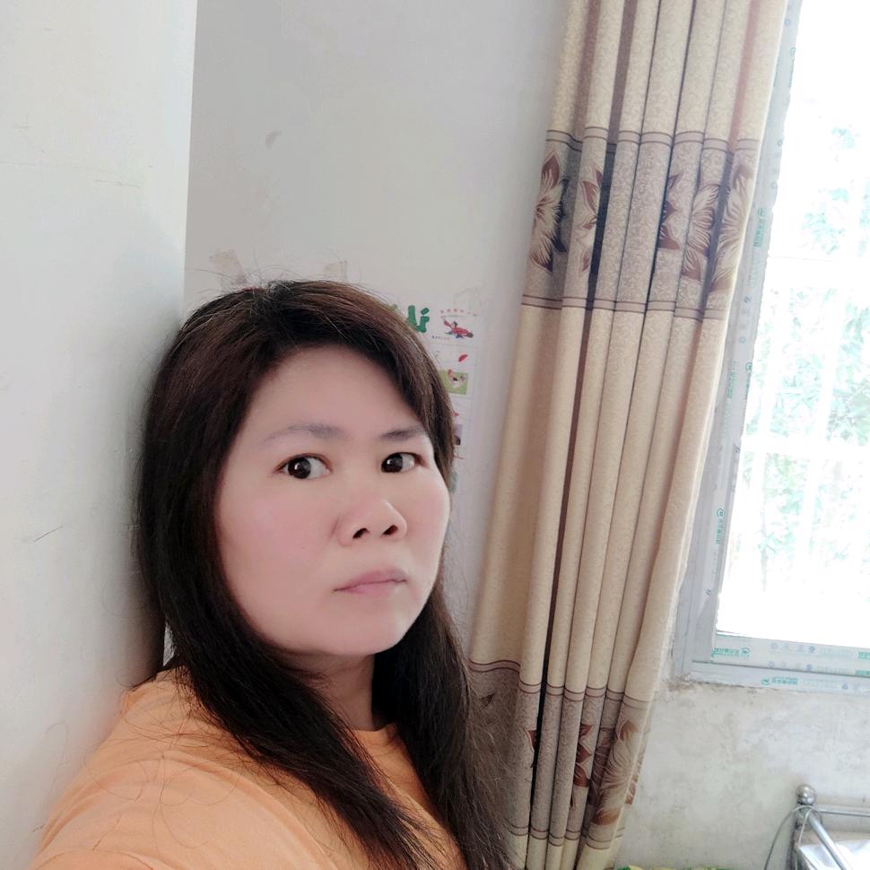 美女村小琴