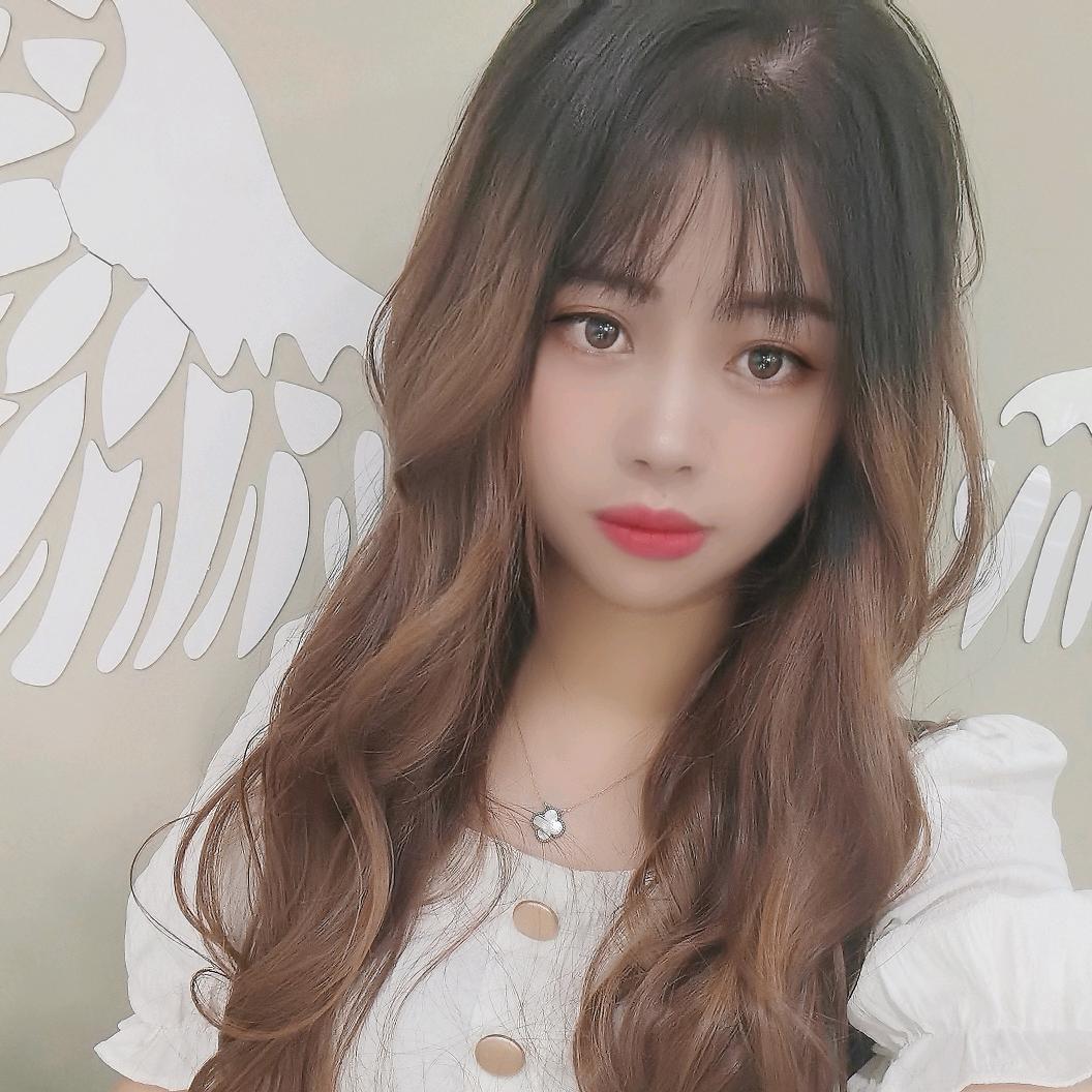 德美广告材料厂～喻梅