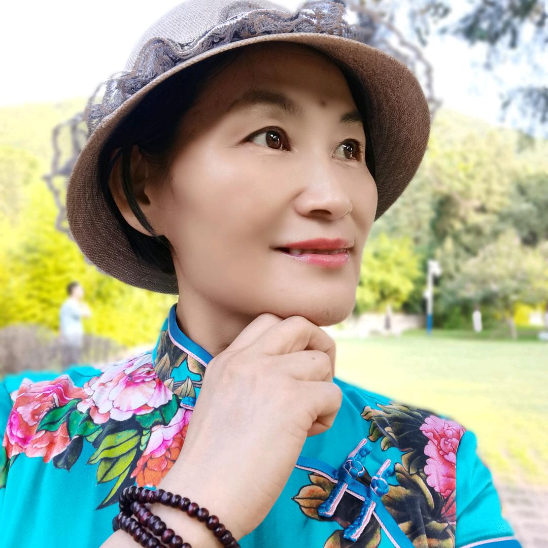 宇欣（64年的龙）