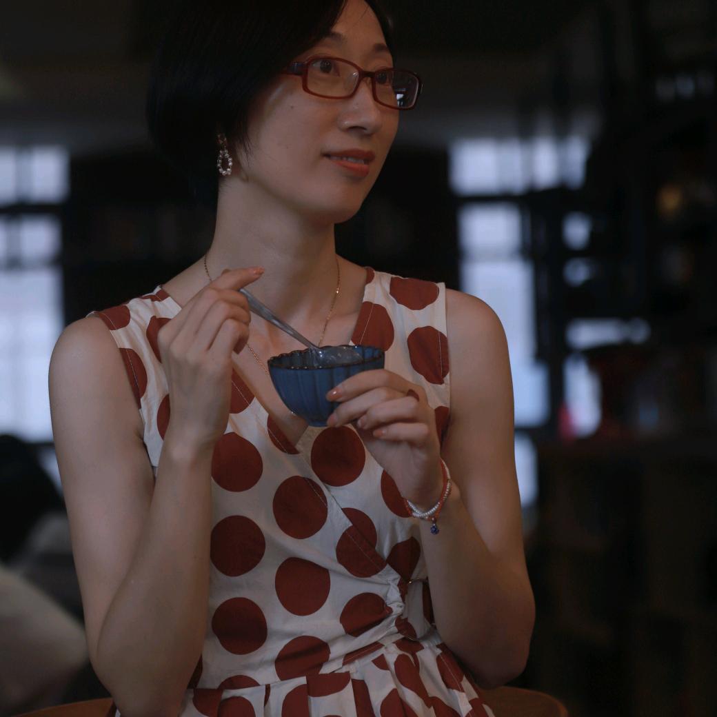 麦田佳佳