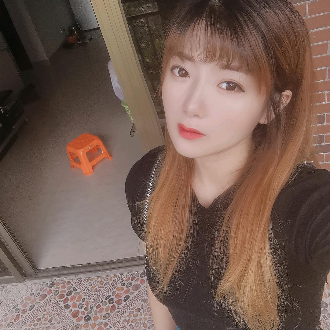 小丽@