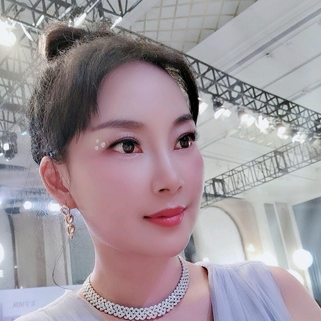 Cici🍒爱情城堡🏯
