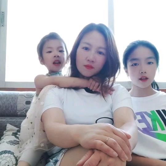 女人不坚强谁来替你扛