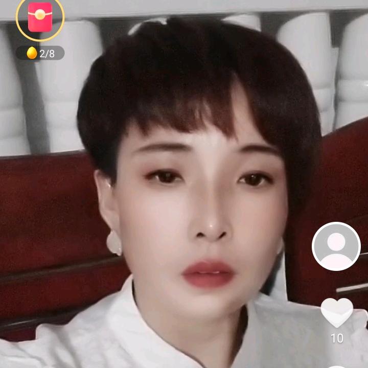 英子，曲线部落不忌口减肥