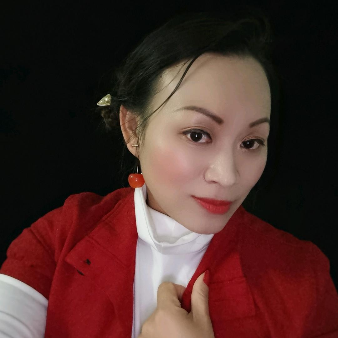 邓姐（邓乖乖小跟班）
