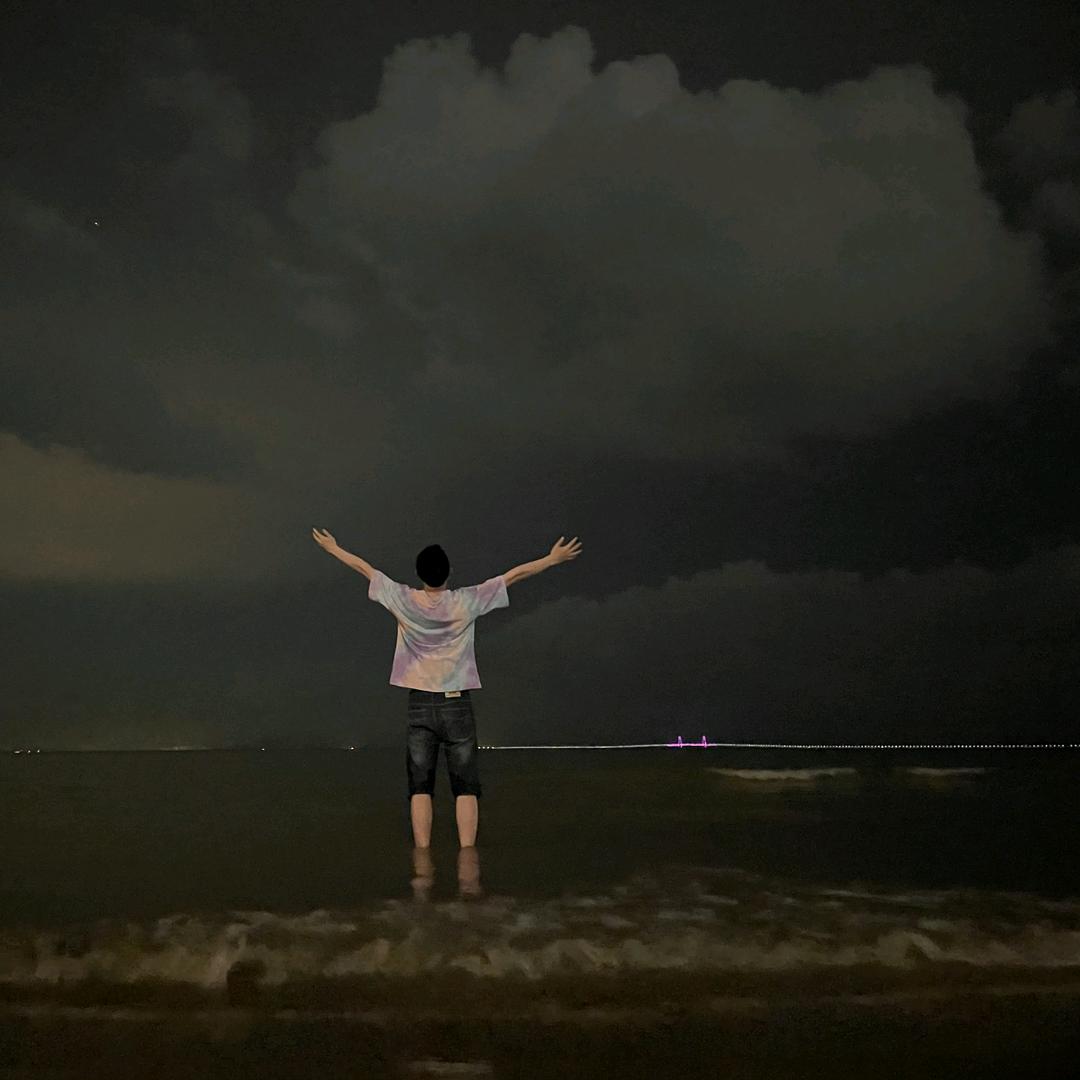 顺时针