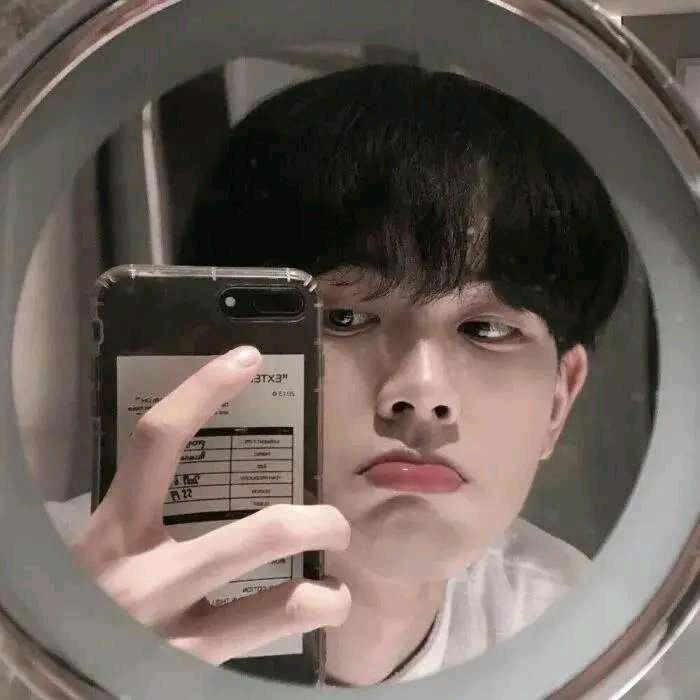 Y。