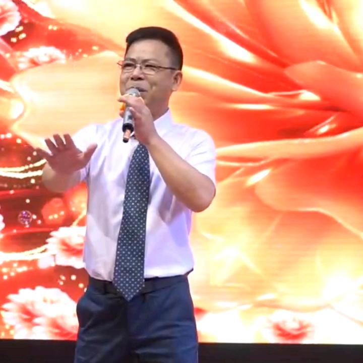 中低音管伟