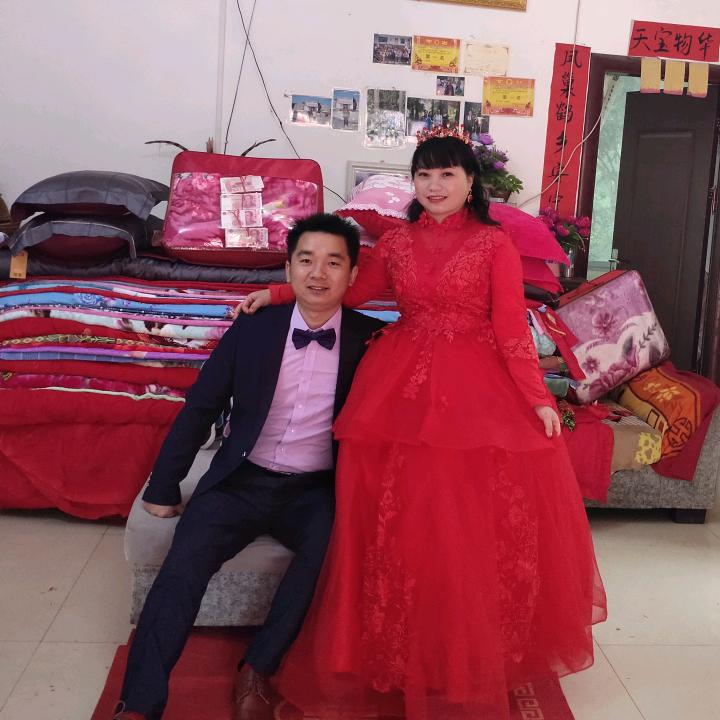 杨家女 秦家媳