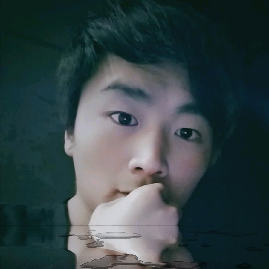 90后小伙在农村