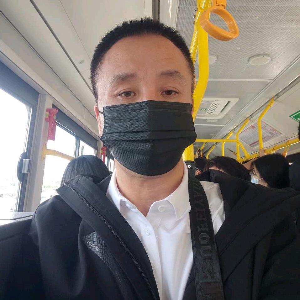 蜕变🇨🇳萤火🔥