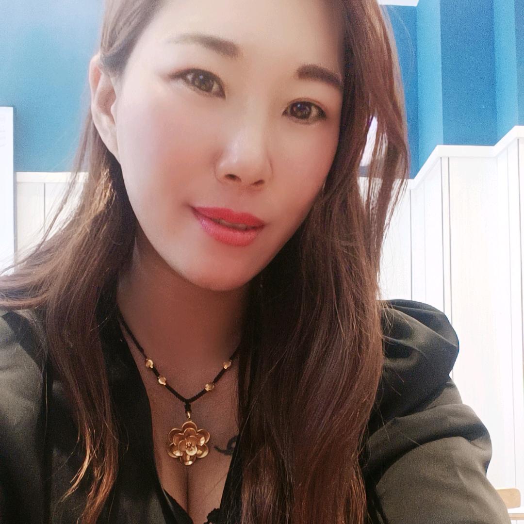 请叫我美少女壮士