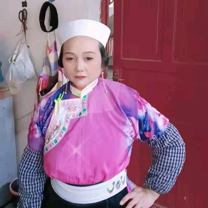 金凤.