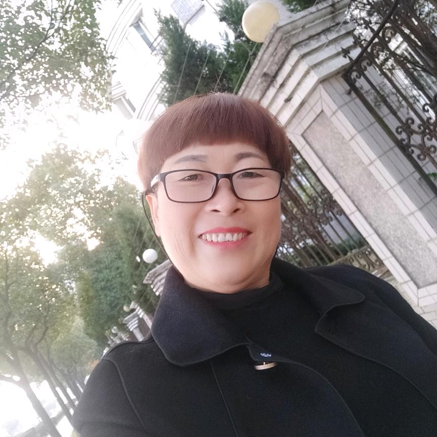 吴美华(请勿连续点赞;拒私聊)
