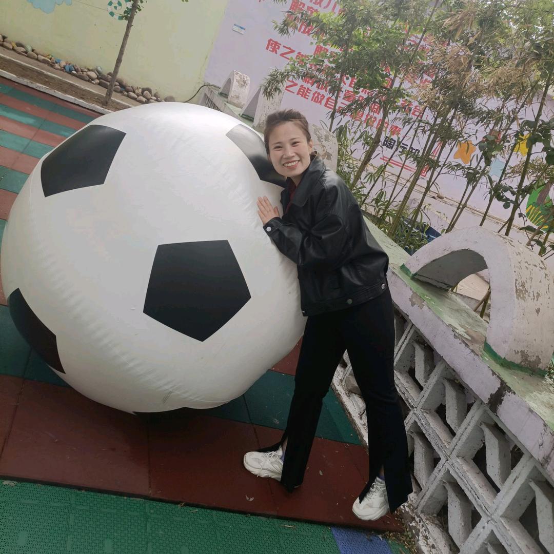 艾妮小小