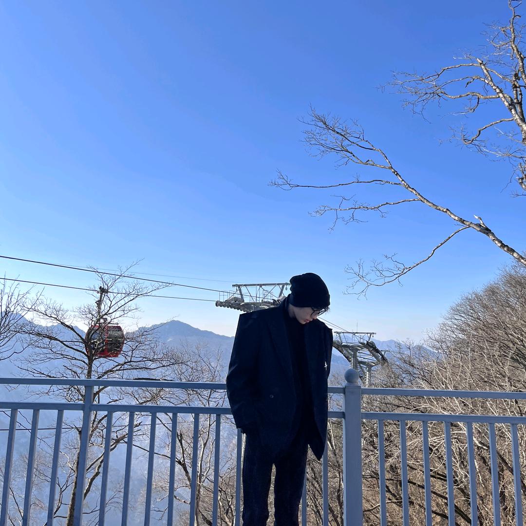 现在的人都疯了