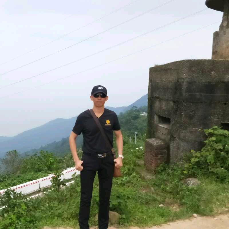 孤独的云