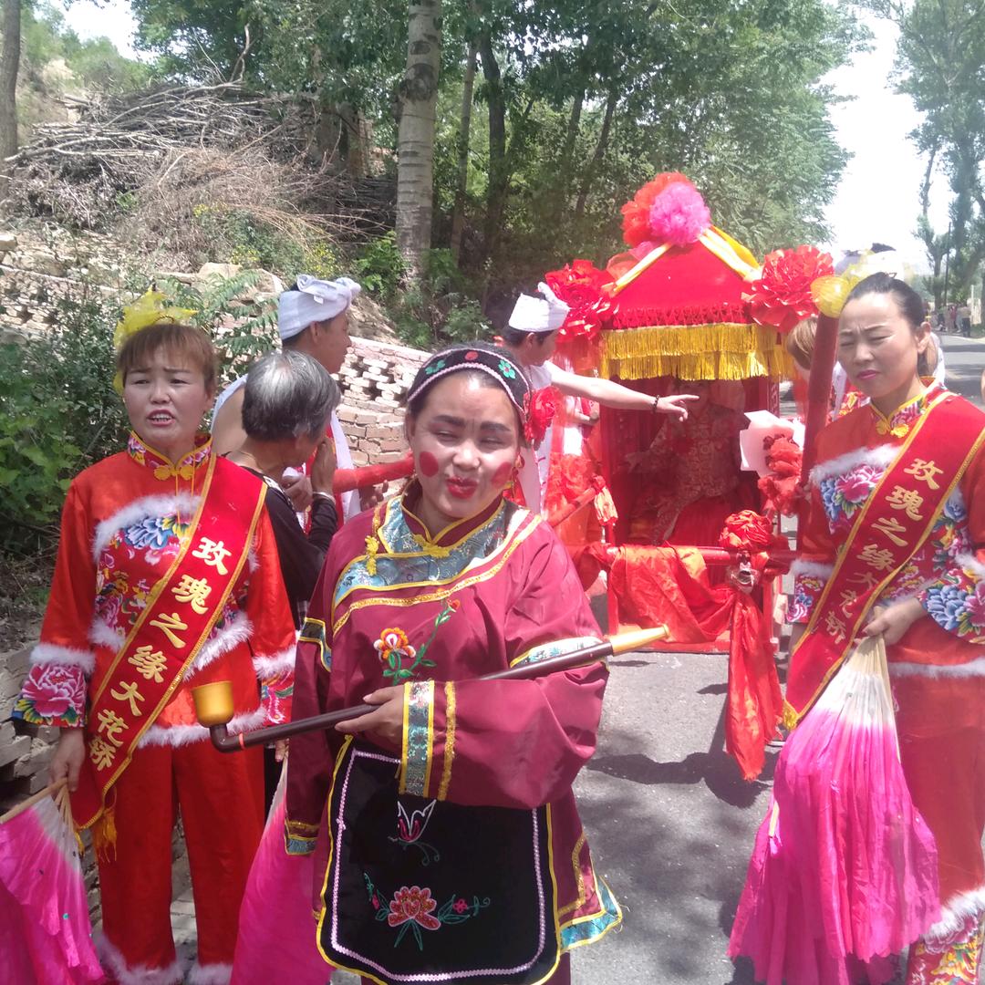 小丑大花轿