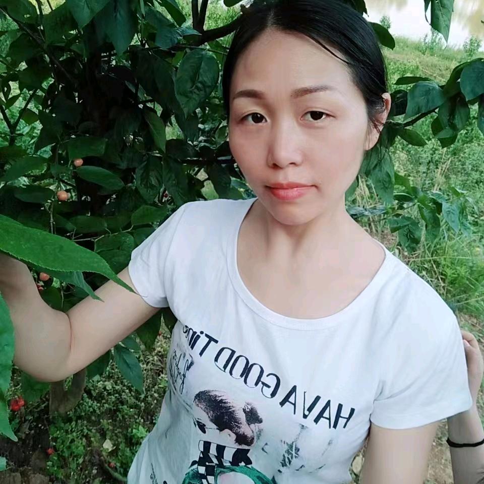 翠妮