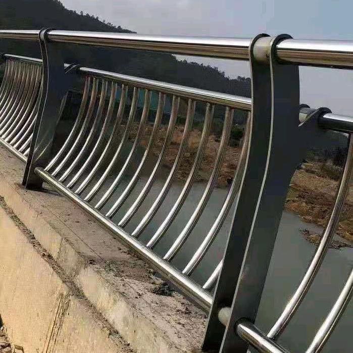 A伸缩，桥梁，锌钢，市政护栏，静