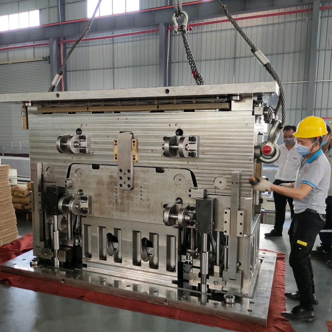 搞试模的八零后