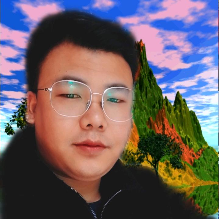 笑点低的熊猫🐼