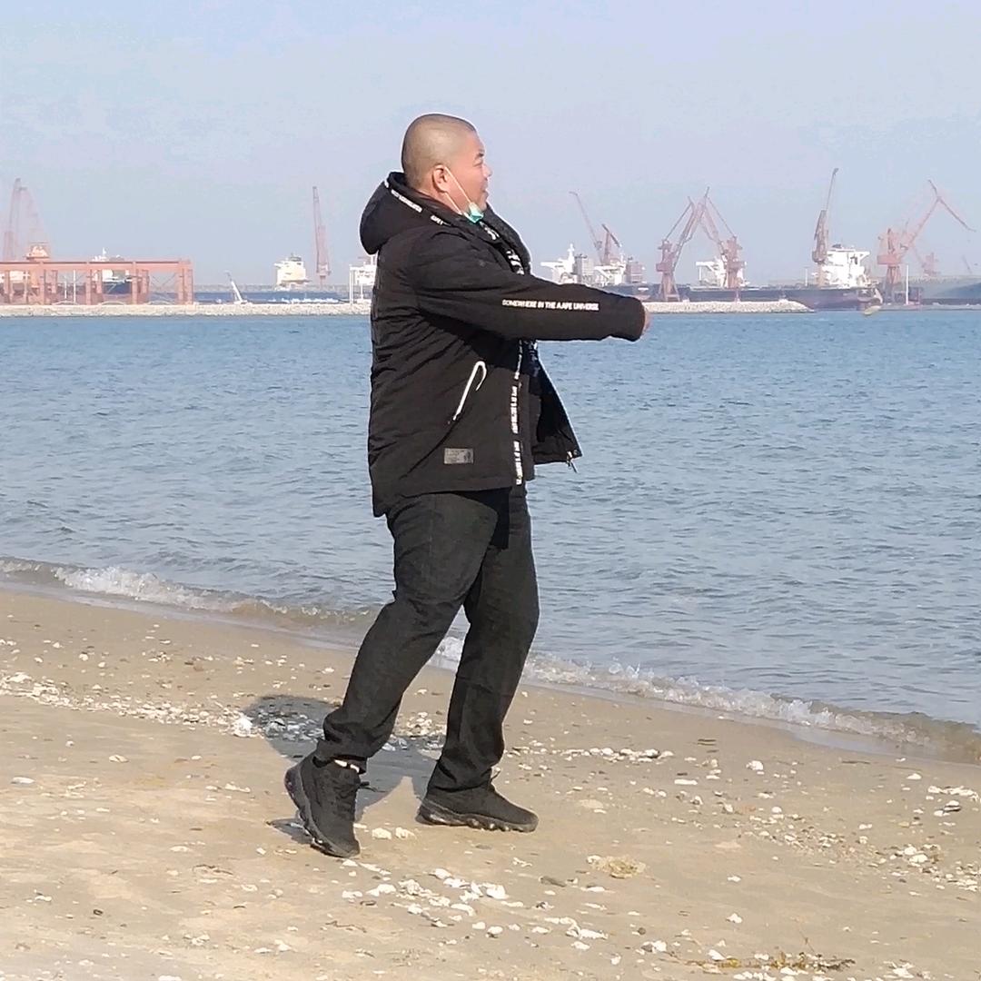 衣依布社（小仓库）