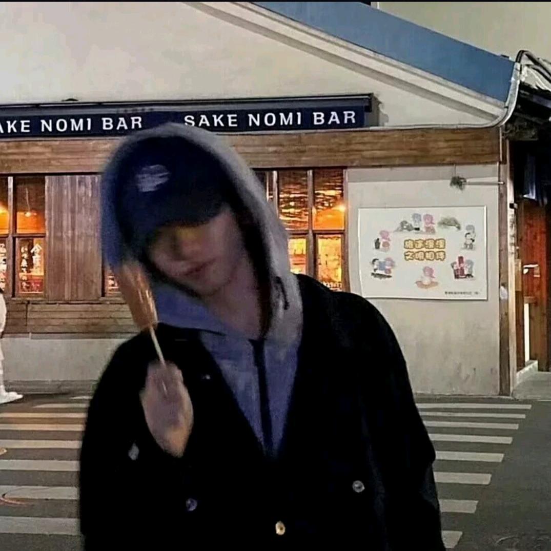 十三月