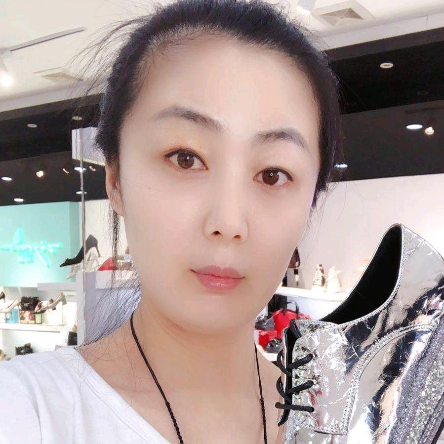 铁岭足下登鞋店陈姐