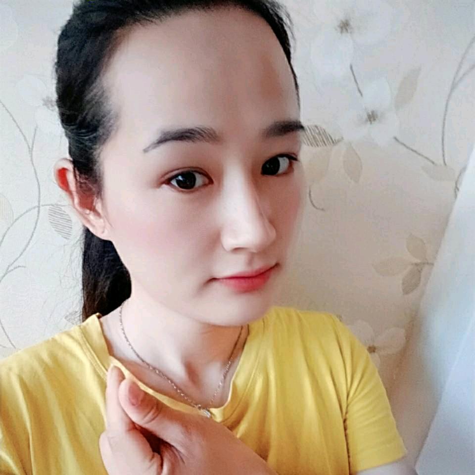 溪河镇雪儿女装
