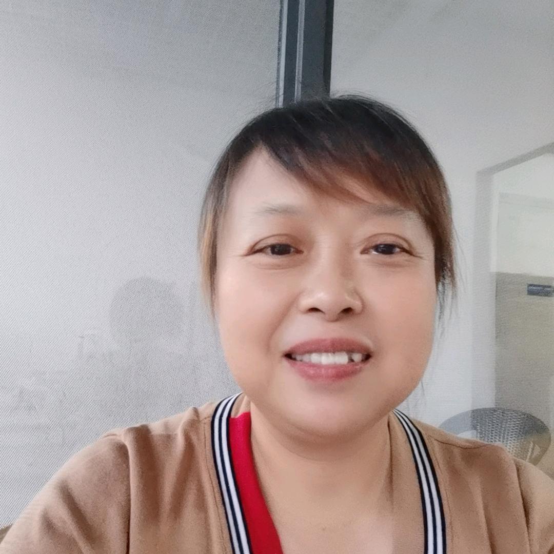 天天开心的傻女人（单身）