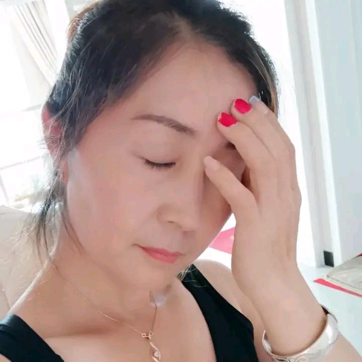 黄华！