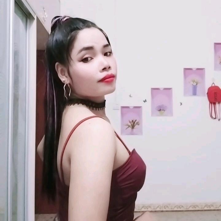 ដំម្លៃមនុស្ស ស្រី