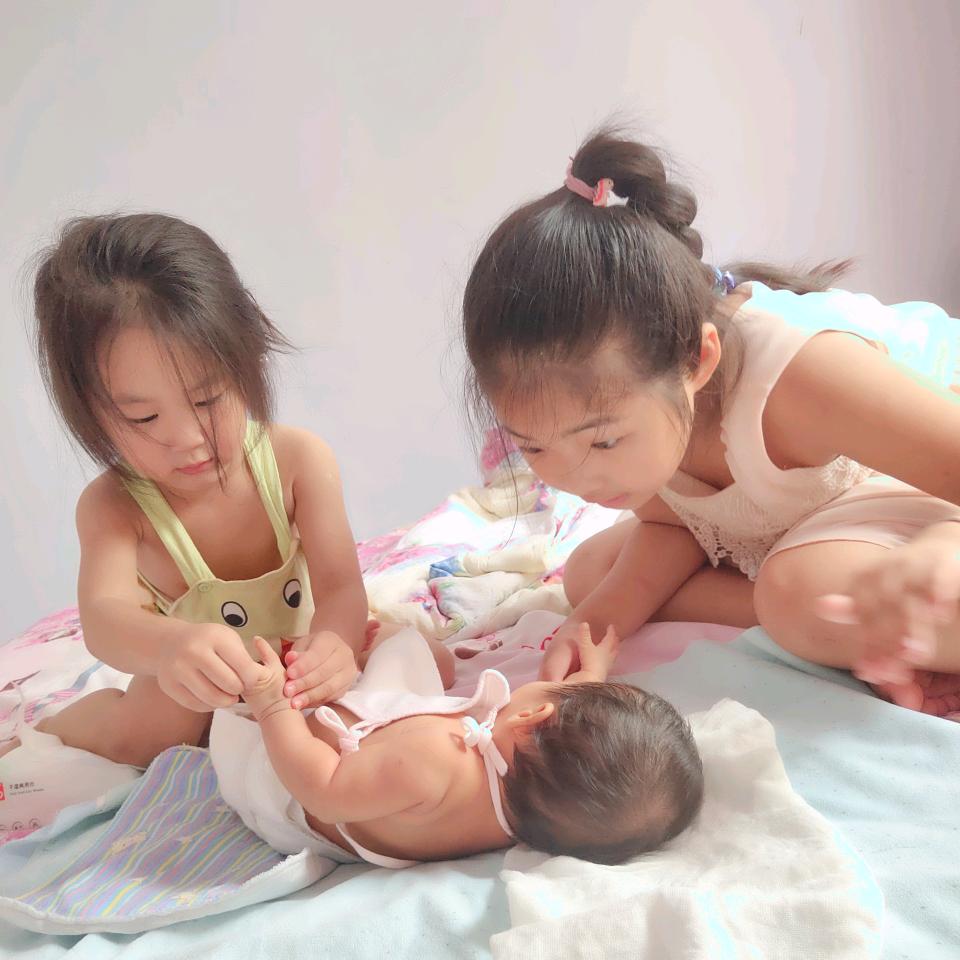 小小新