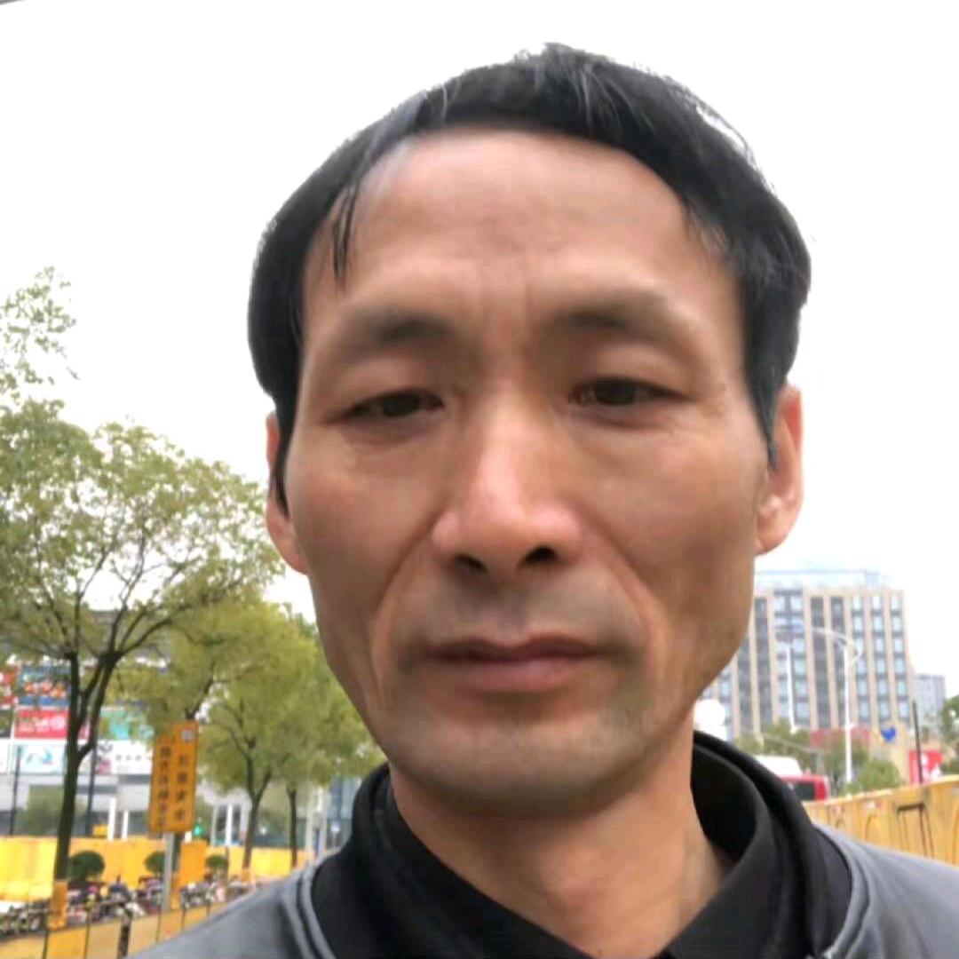 莫总