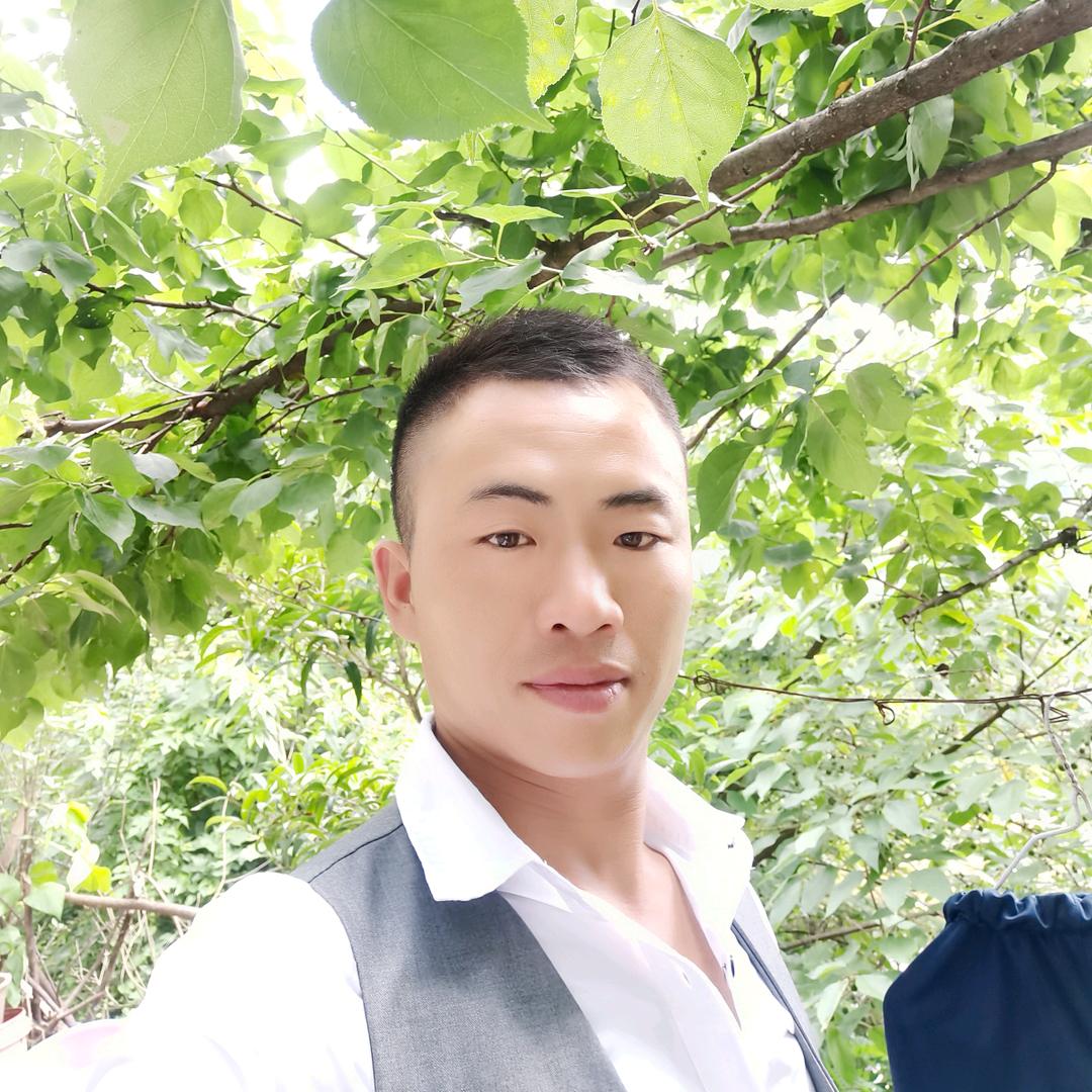 山咔咔🏇🏇🏇哥