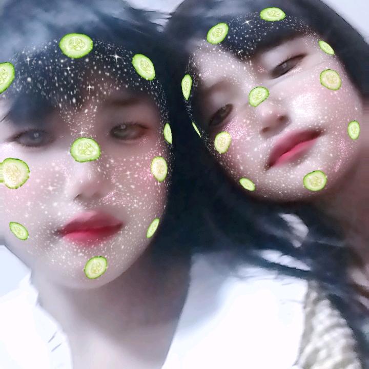 胡晓梅胡丽梅两个小姐妹