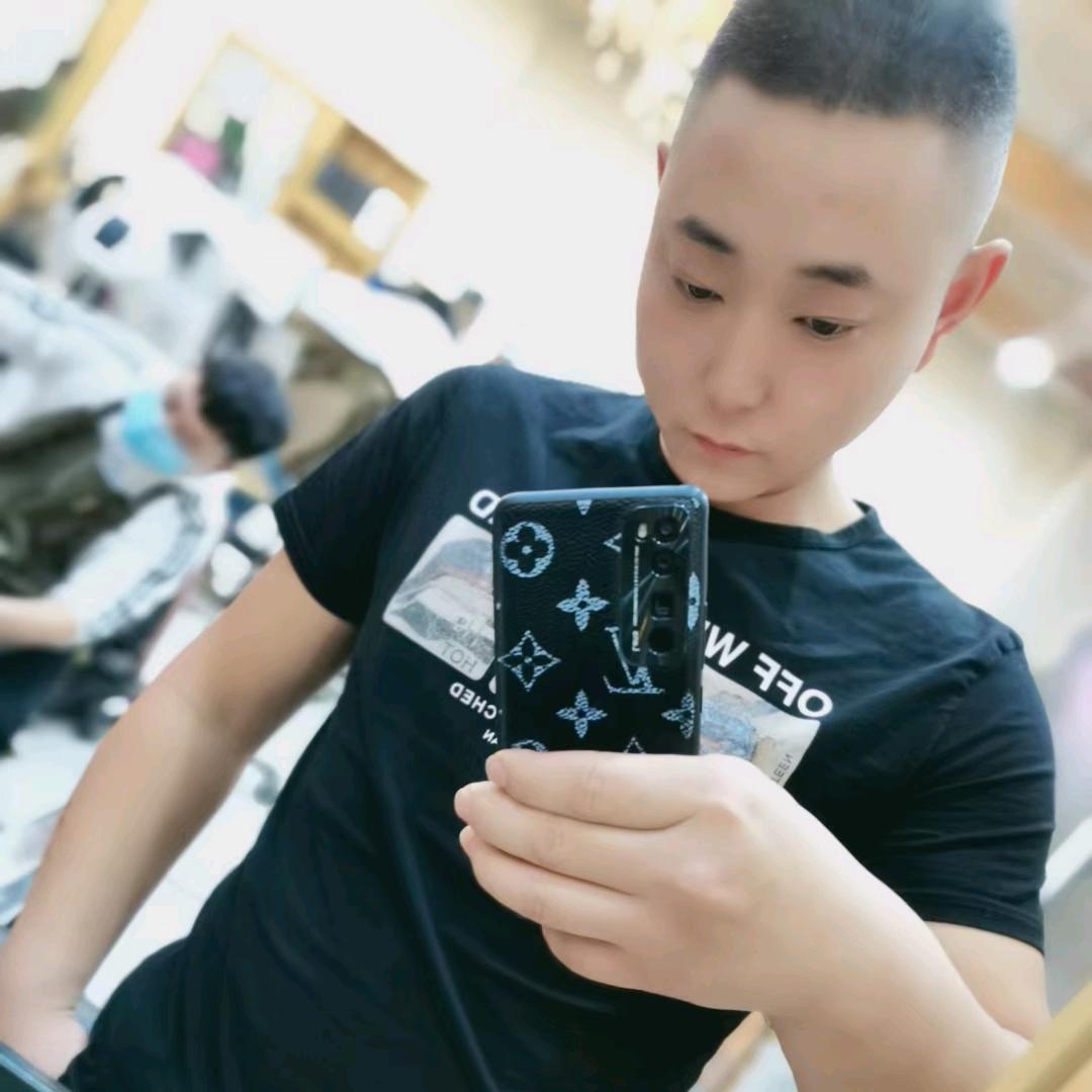 呼伦贝尔-孔小黑