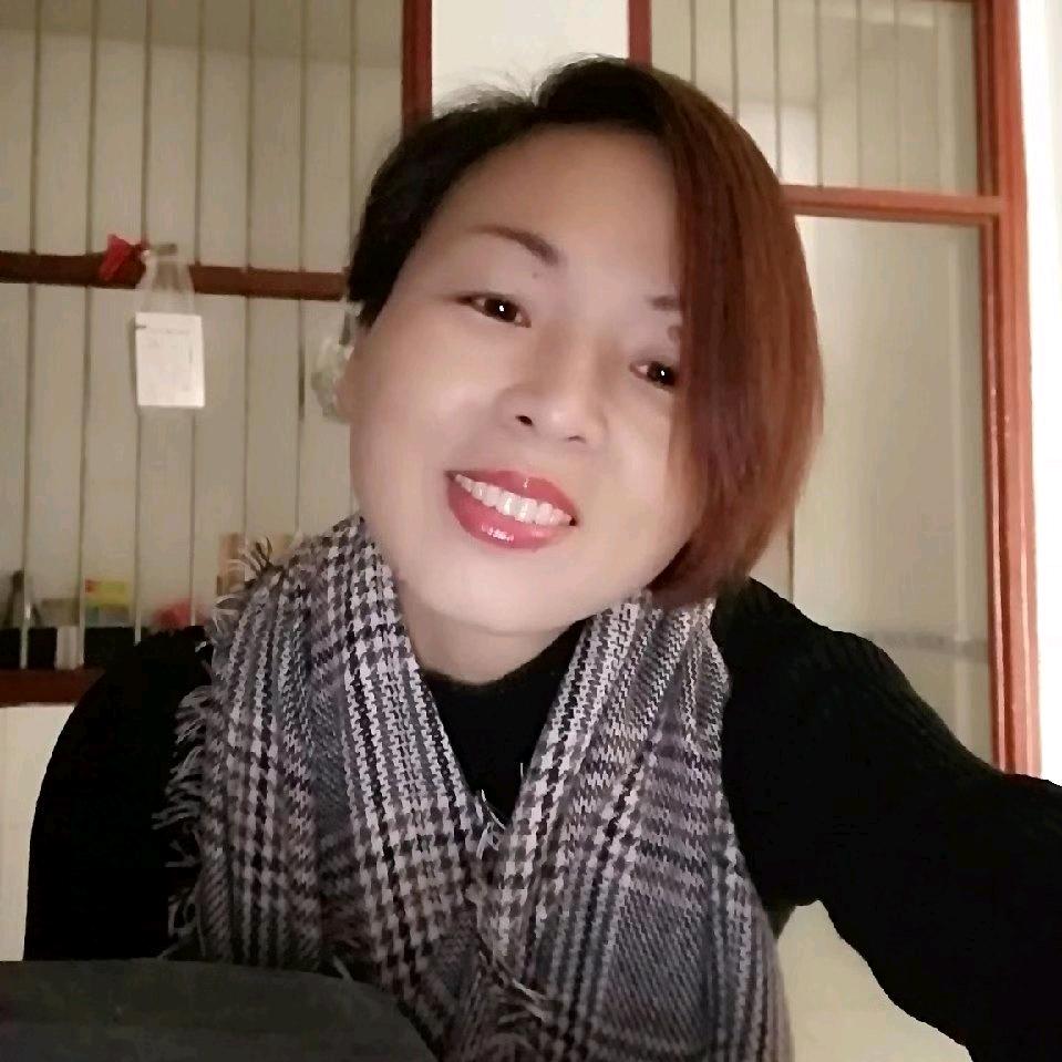 风中的百合