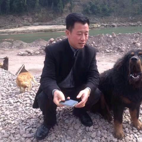 李华