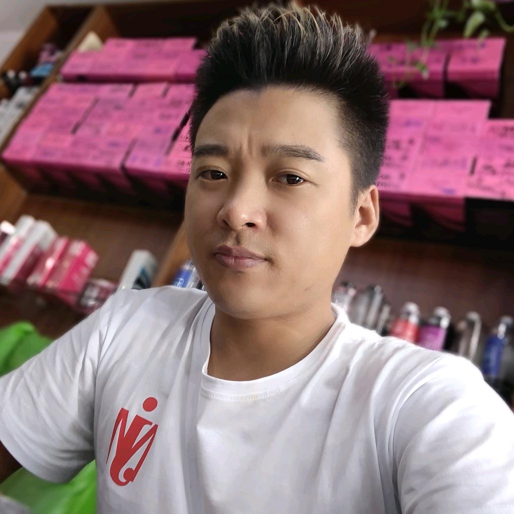 名剪美丽工坊(金诚国际护肤造型)名剪美丽工坊