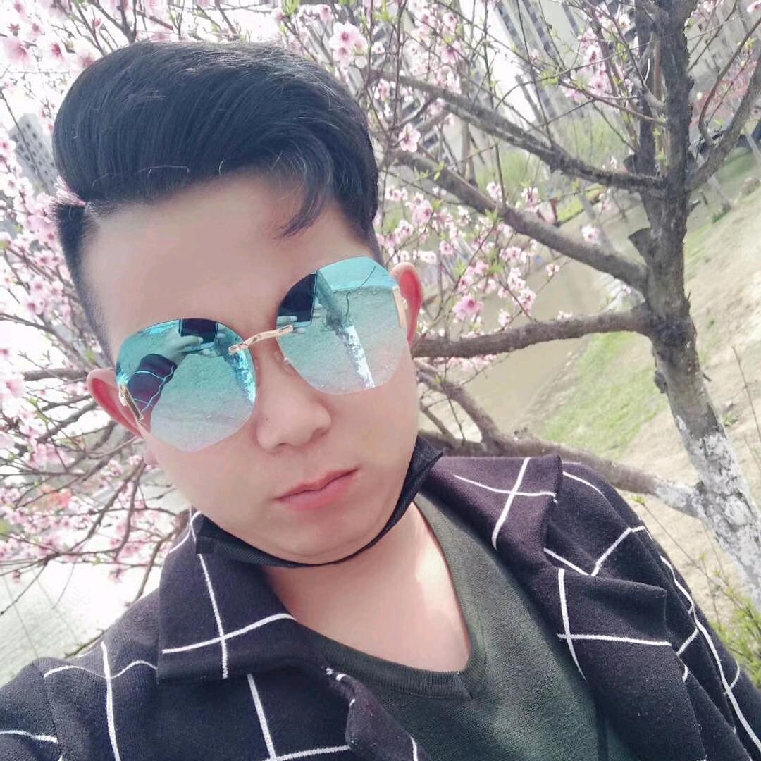 ☞♞搞钱大叔 ☜♥