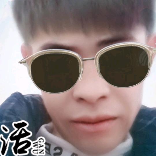 《善解人意》。