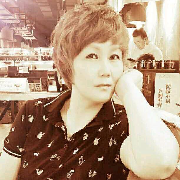 韩冷女装天奕商城五楼C区220