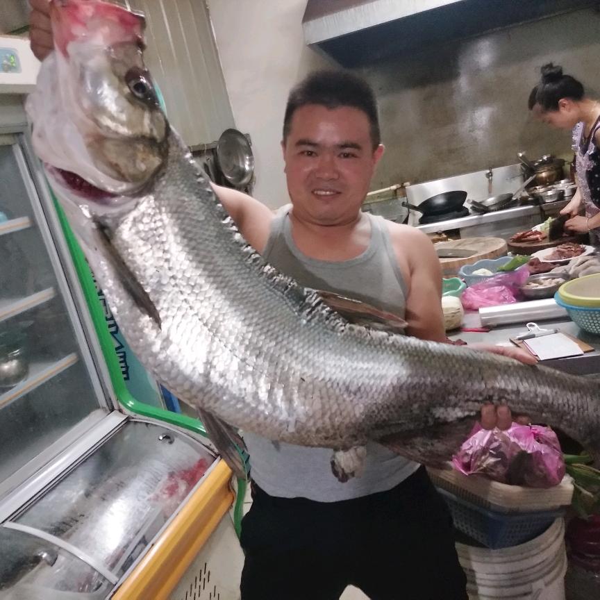 大全二手车，业余爱好就是玩个路亚