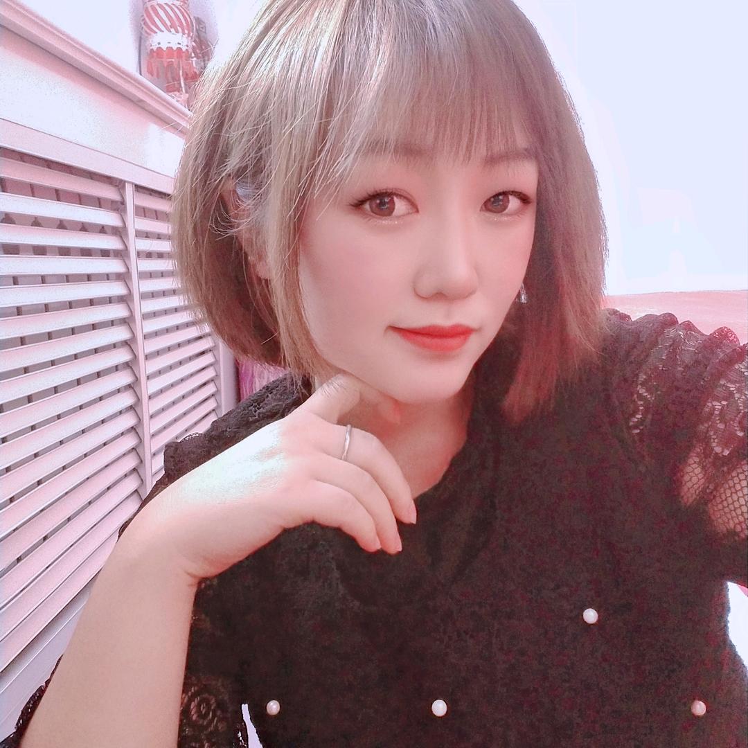 小君君
