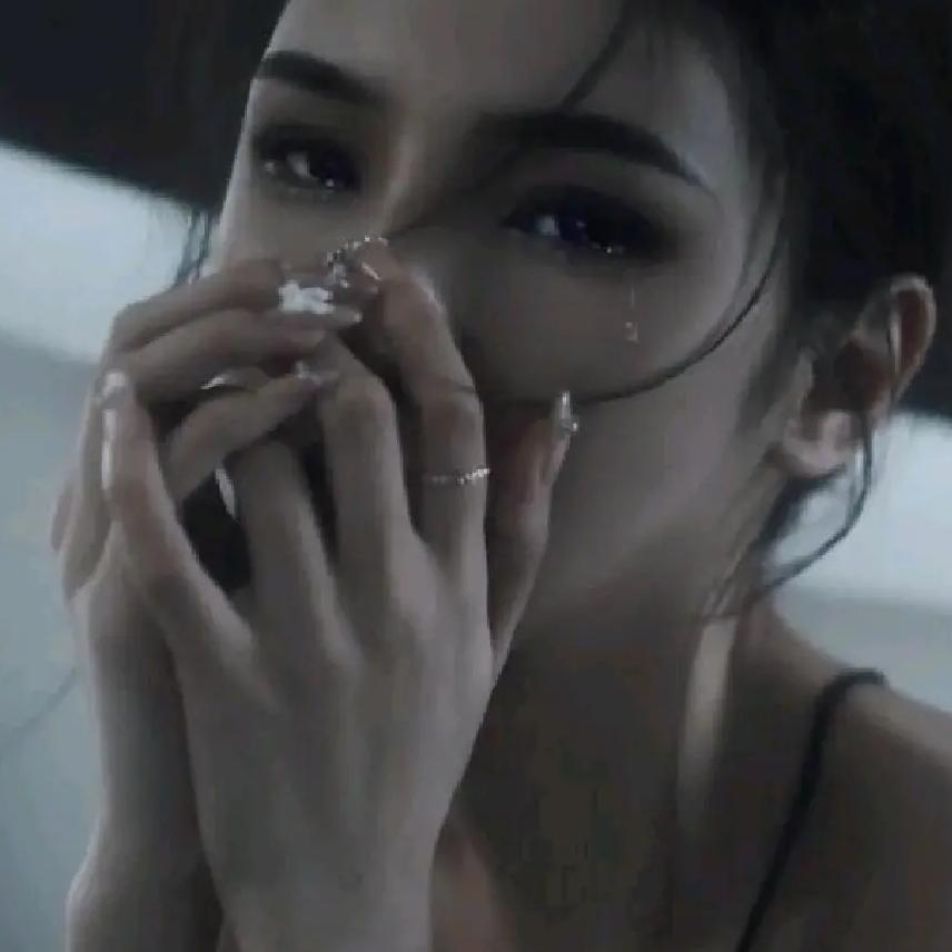 烈酒敬づ♡ど余生ʚ💗ི་ྀɞ