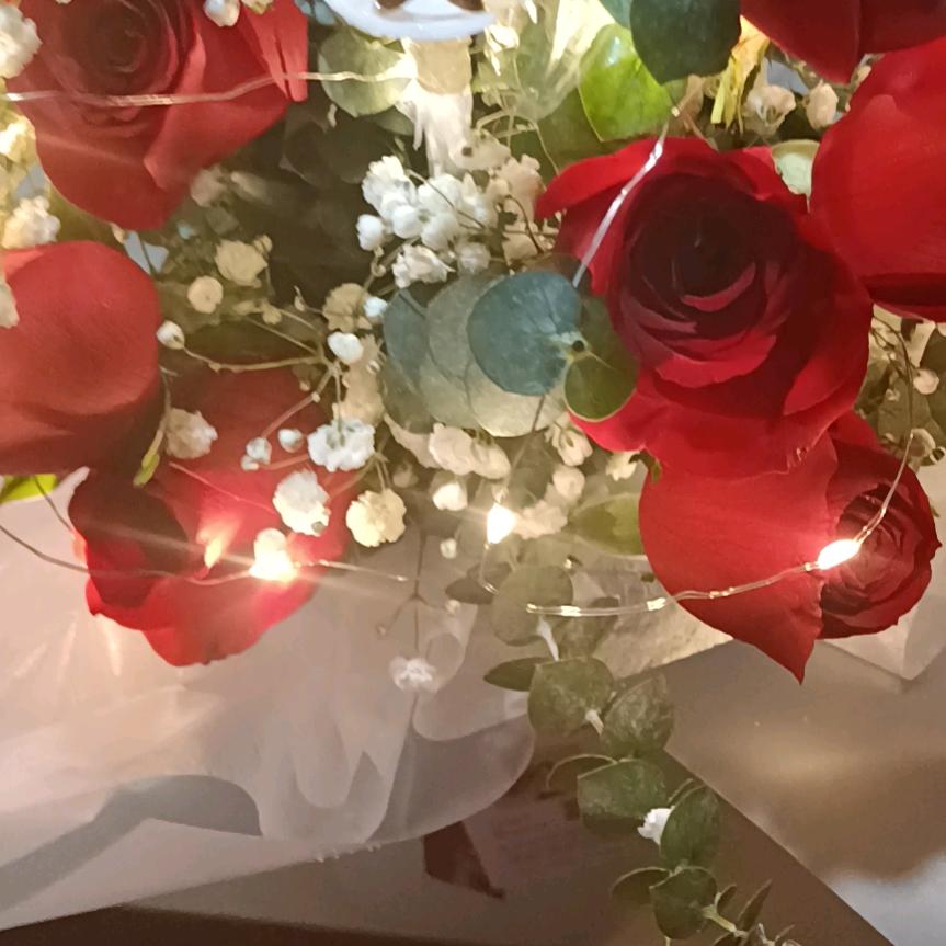 黄明芳