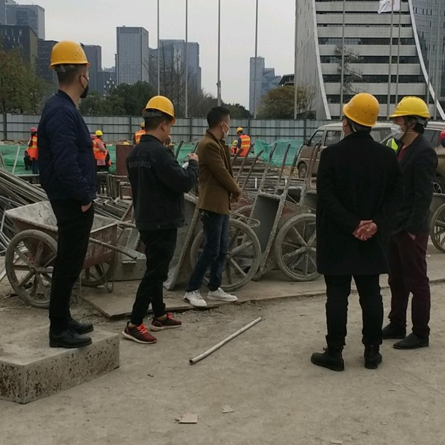 奔波